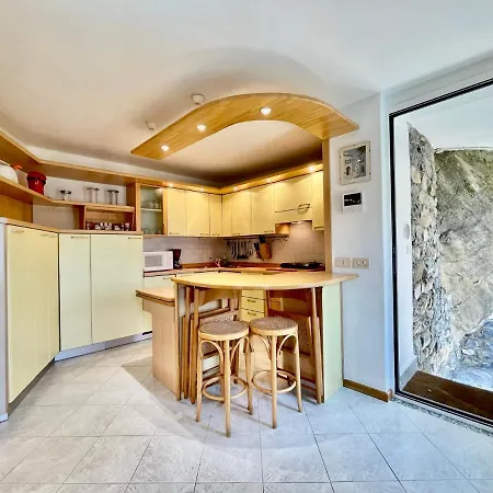 Eden Sul Di * نيسّو